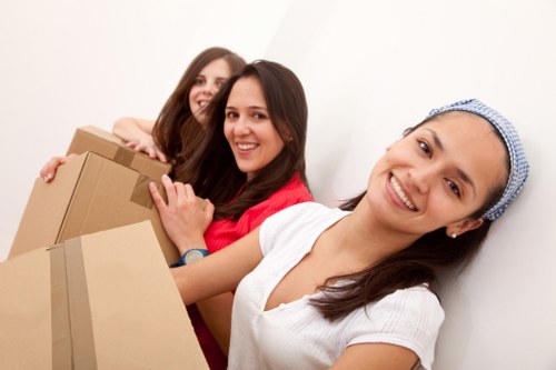 Screen-reader friendly webpage layout for Removals Ruislip